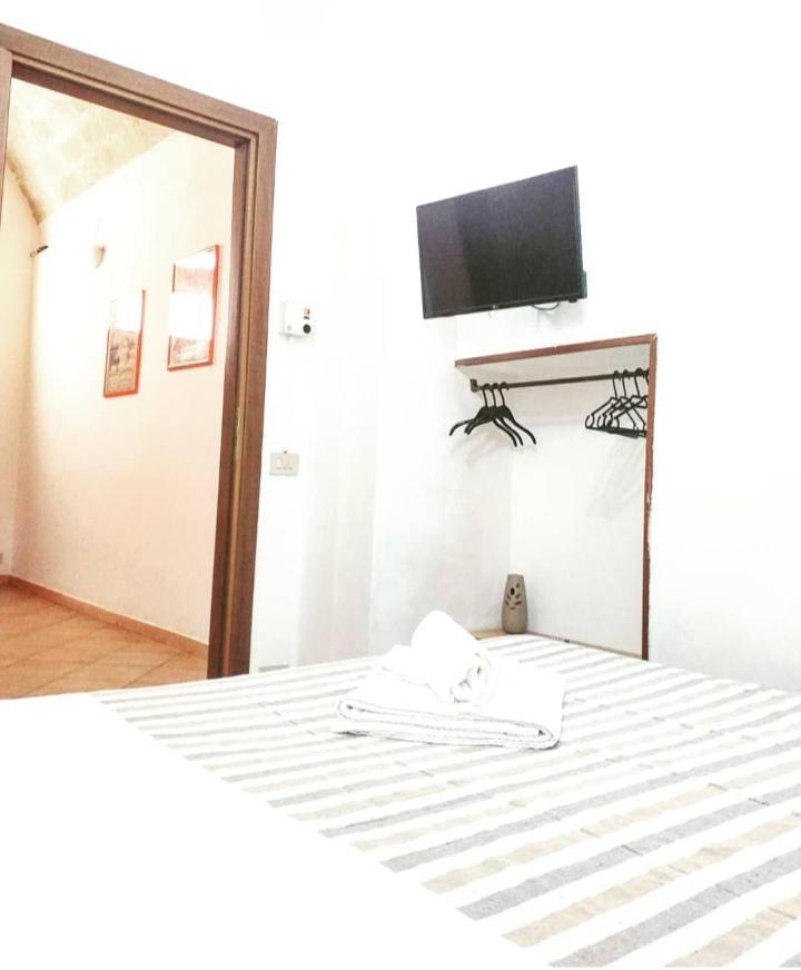 Civico 50 Apartment Trapani Bagian luar foto